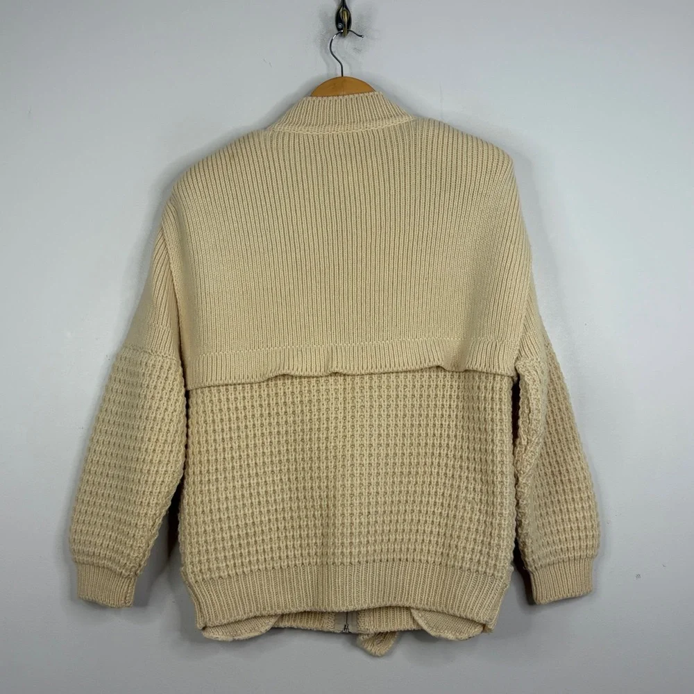 Vintage Irish Sweater Womens Large Cream Wool Chunky Knit Coatigan Cardigan - Picture 2 of 16